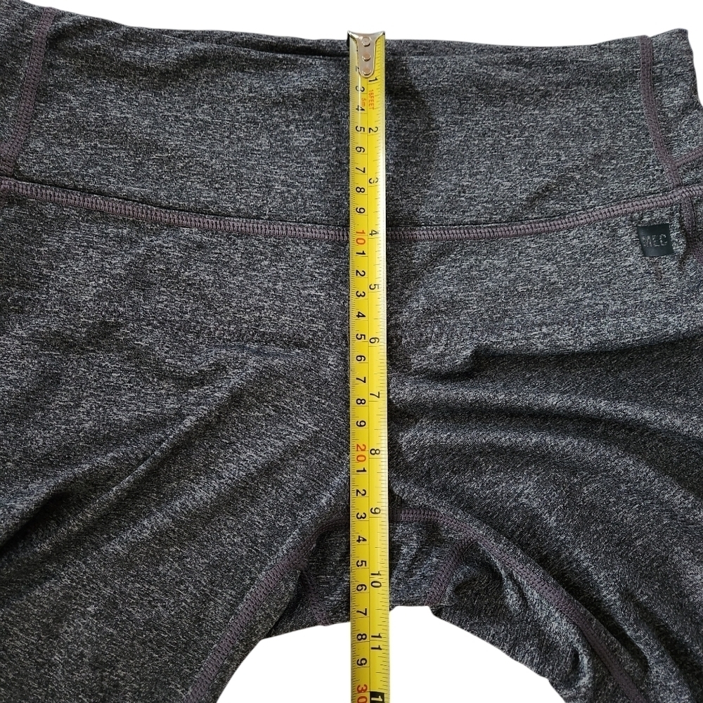 MEC Lotus Capris Activewear Running Yoga Climbing Gray – size M - Picture 9 of 10